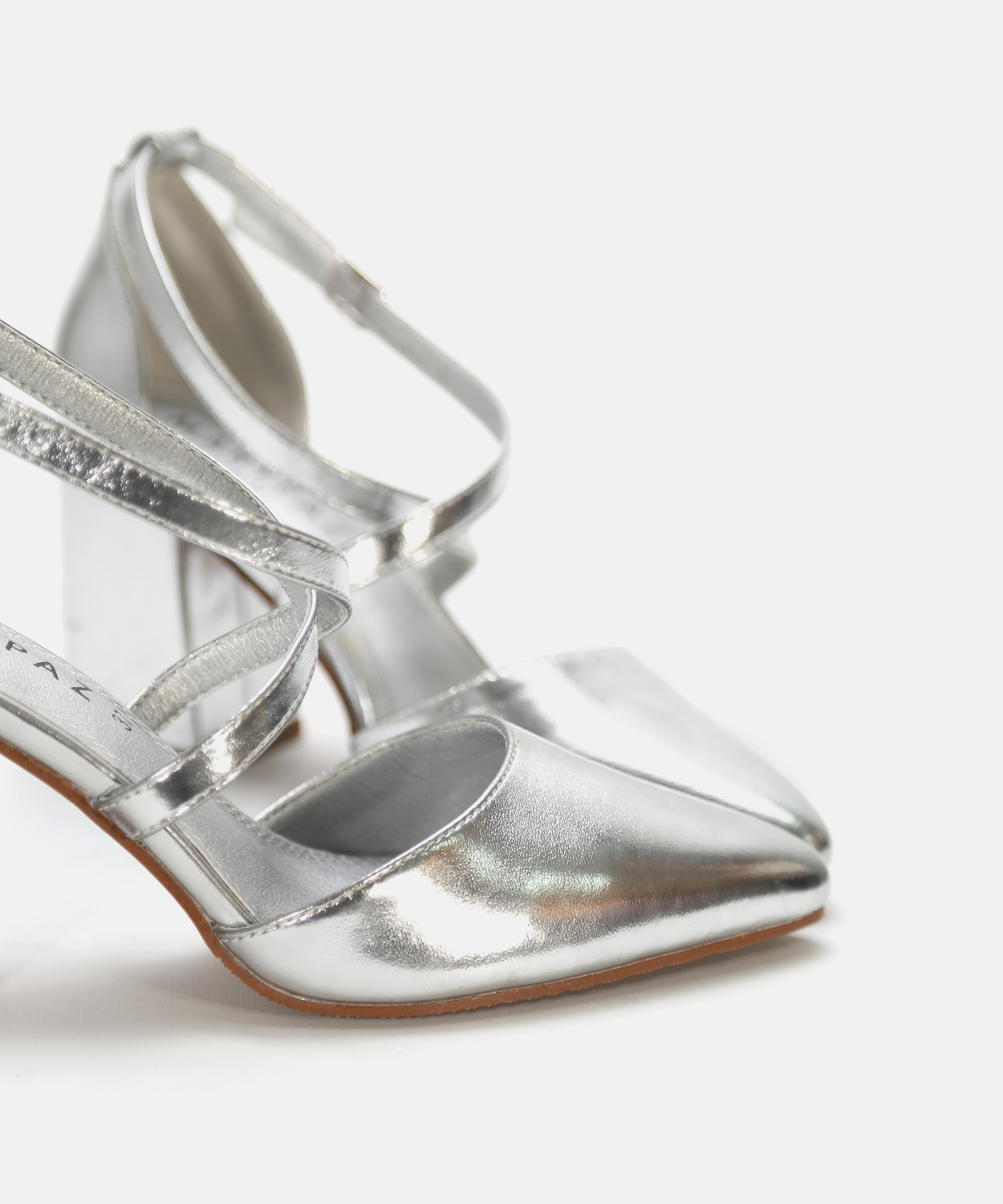 Zapato tac&oacute;n tiras cruzadas  image number null